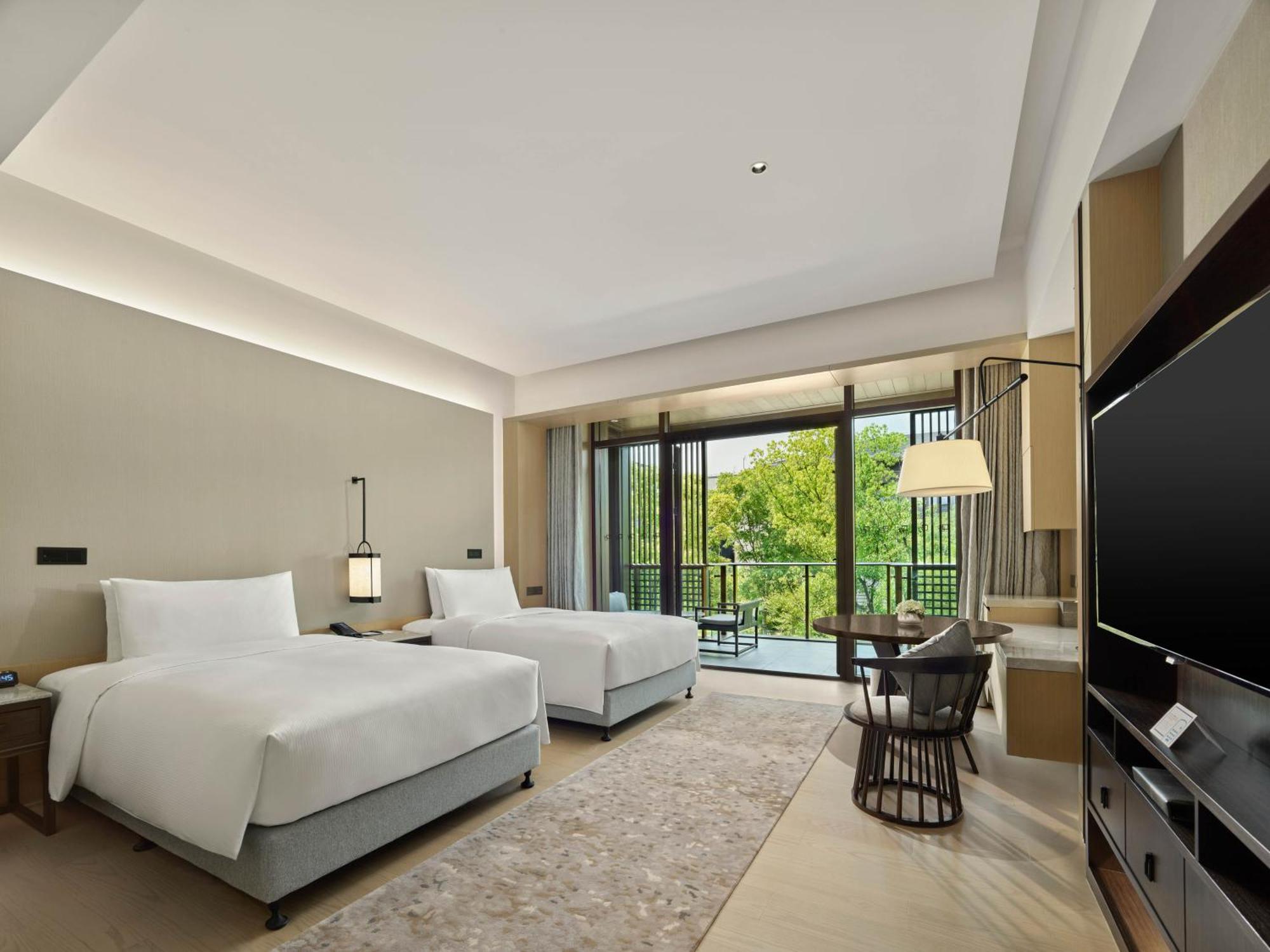 Hilton Shanghai Songjiang Guangfulin ภายนอก รูปภาพ