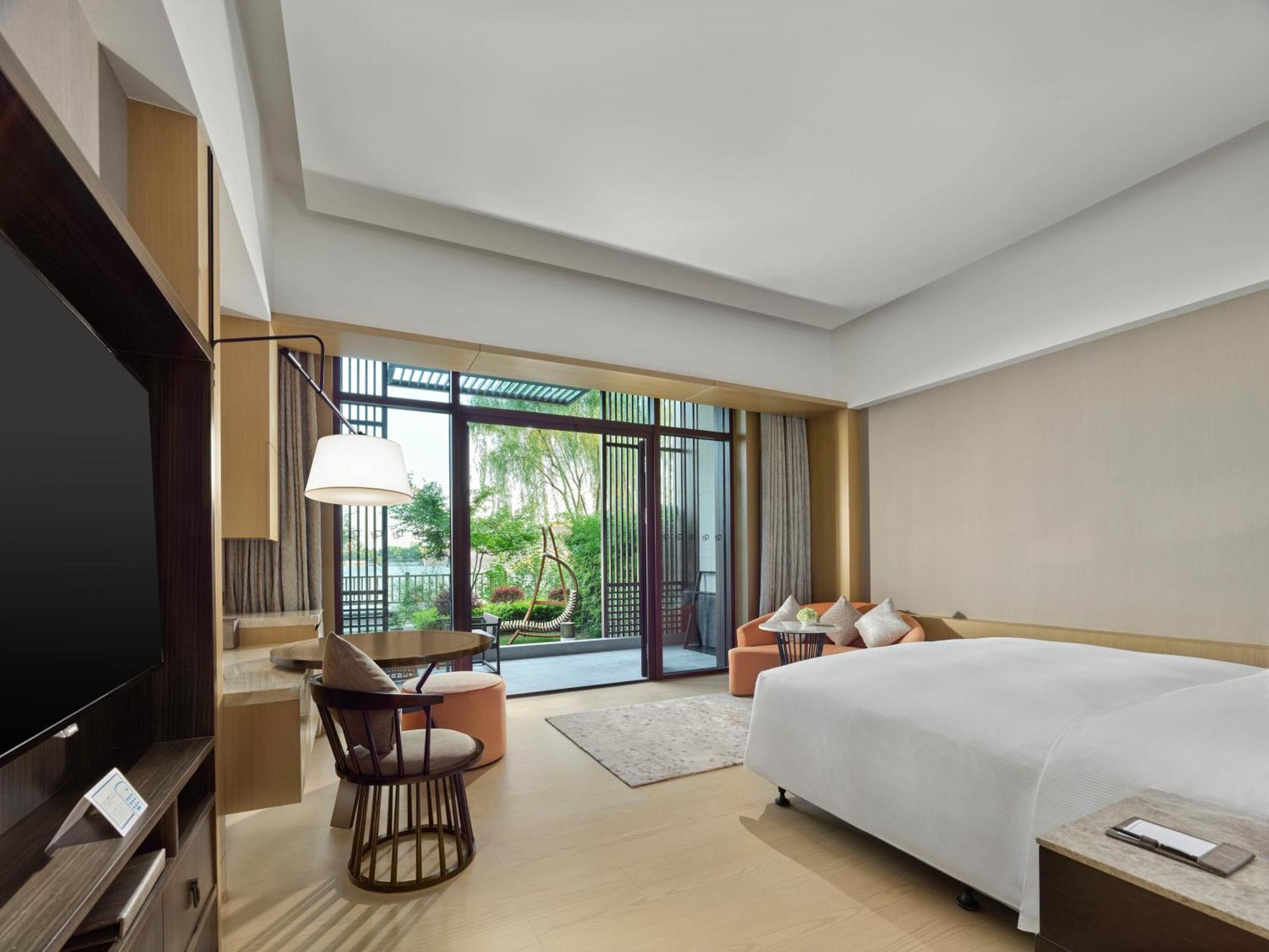 Hilton Shanghai Songjiang Guangfulin ภายนอก รูปภาพ