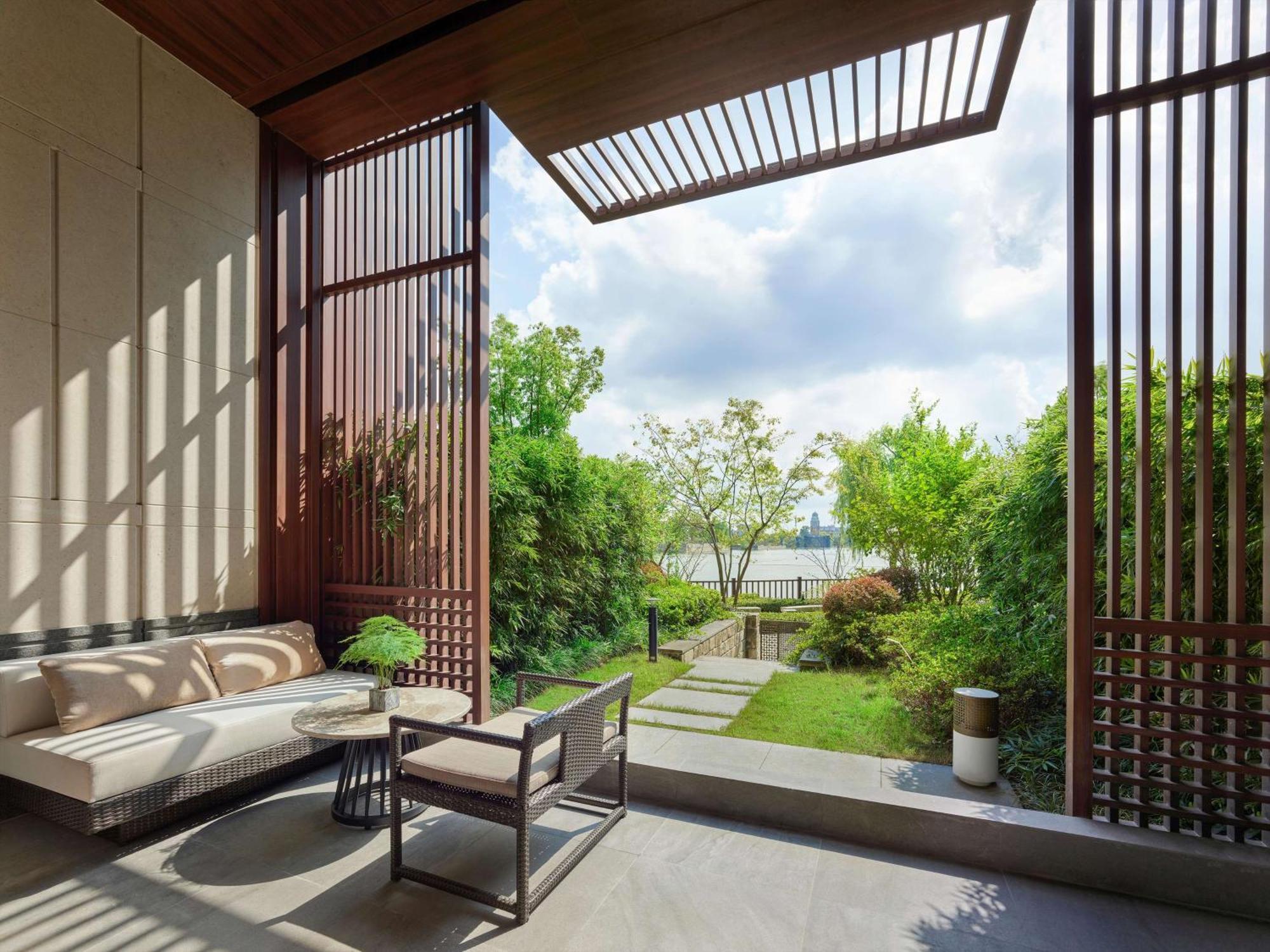 Hilton Shanghai Songjiang Guangfulin ภายนอก รูปภาพ
